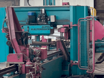 Vooraanzicht van KALTENBACH KBS 851 DGNC machine