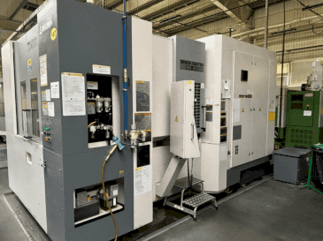 Vooraanzicht van Okuma MB 5000H machine