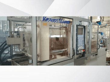 Vooraanzicht van Krauss Maffei 125-520 C1 machine