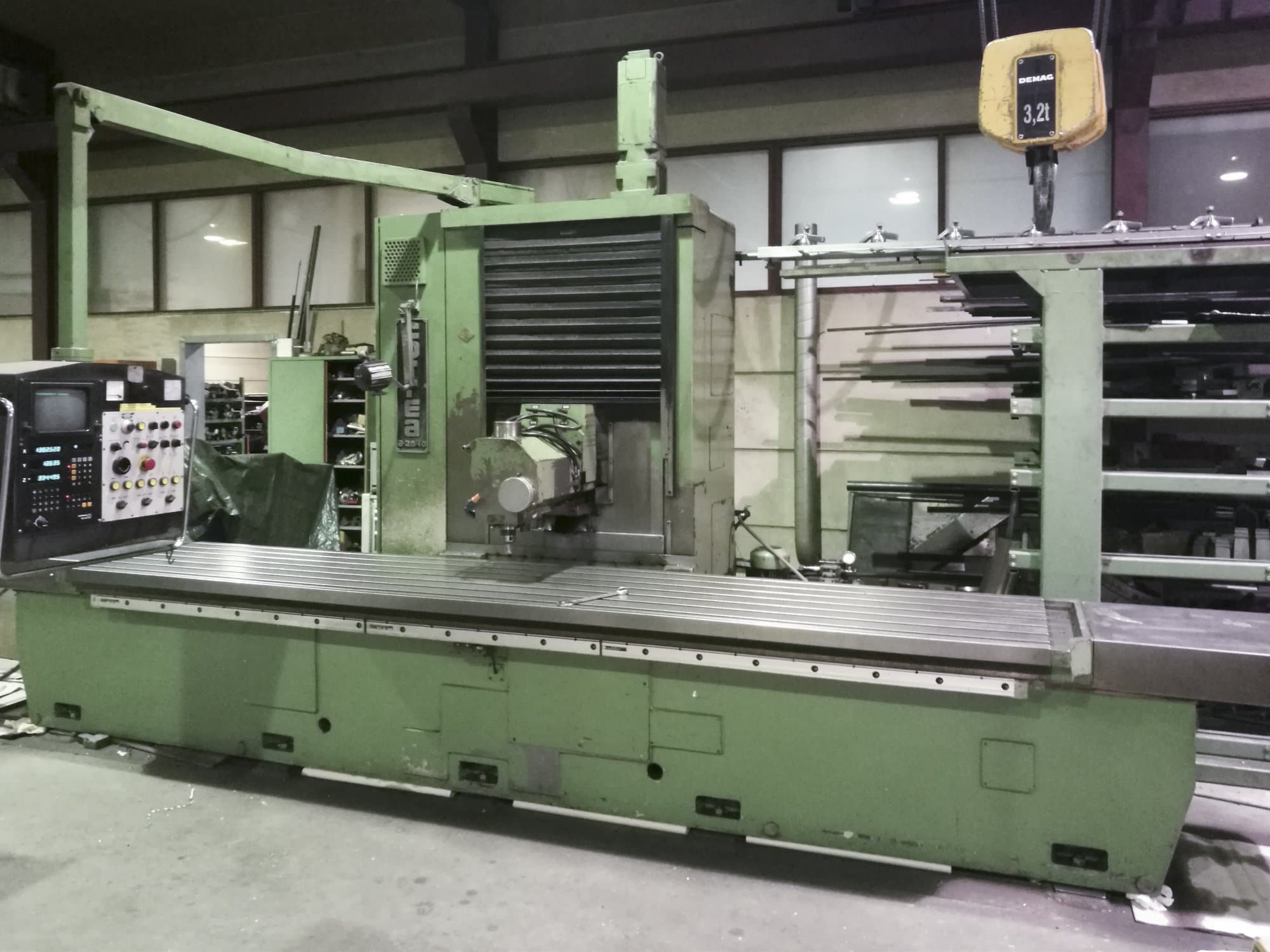 Recht aanzicht  van Correa A-20/40 machine