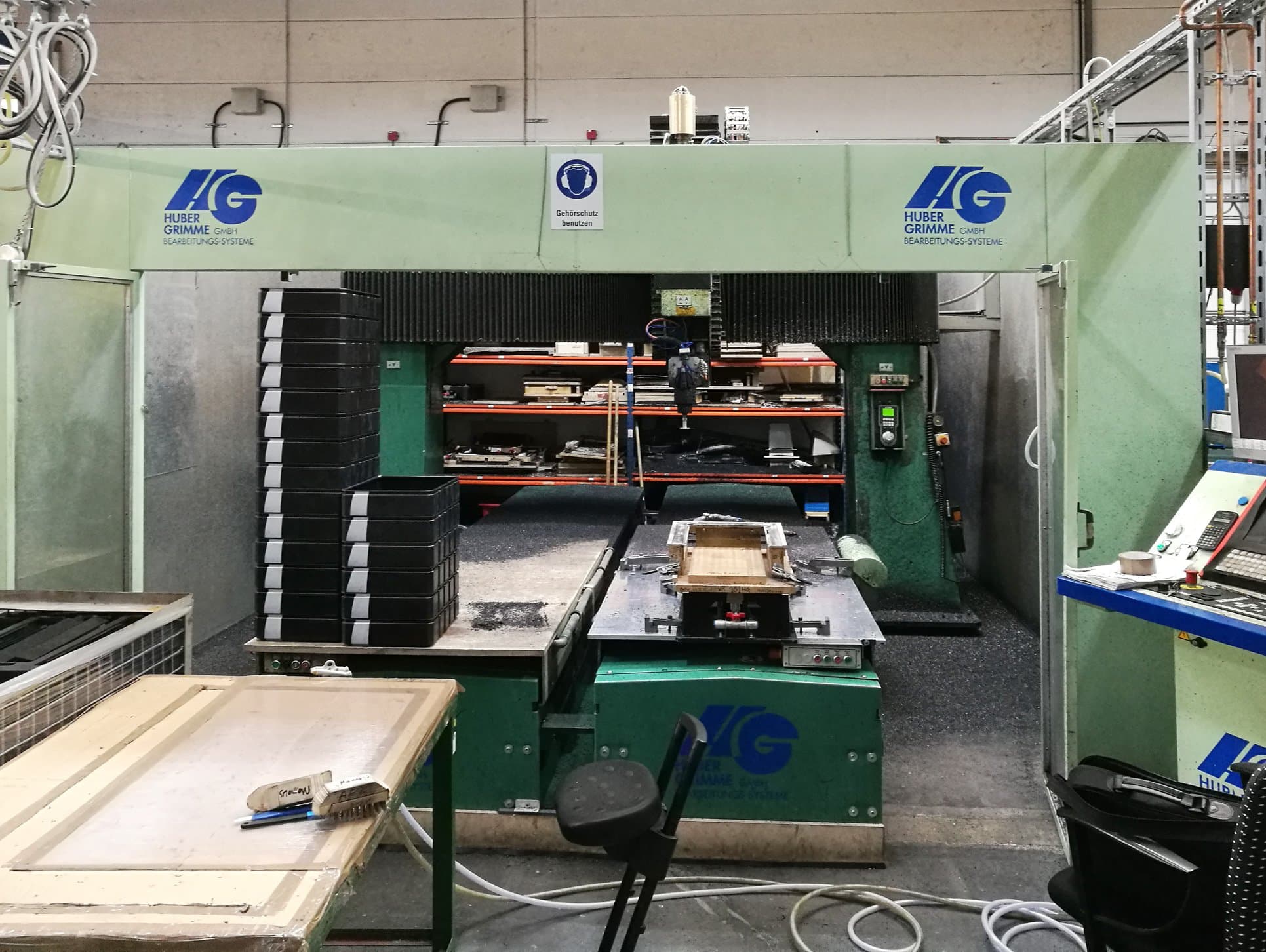 Vooraanzicht van Huber&Grimme HG3000T machine