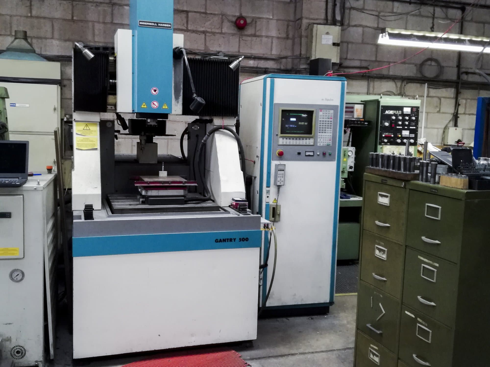 Vooraanzicht van INGERSOLL HANSEN Gantry 500 machine