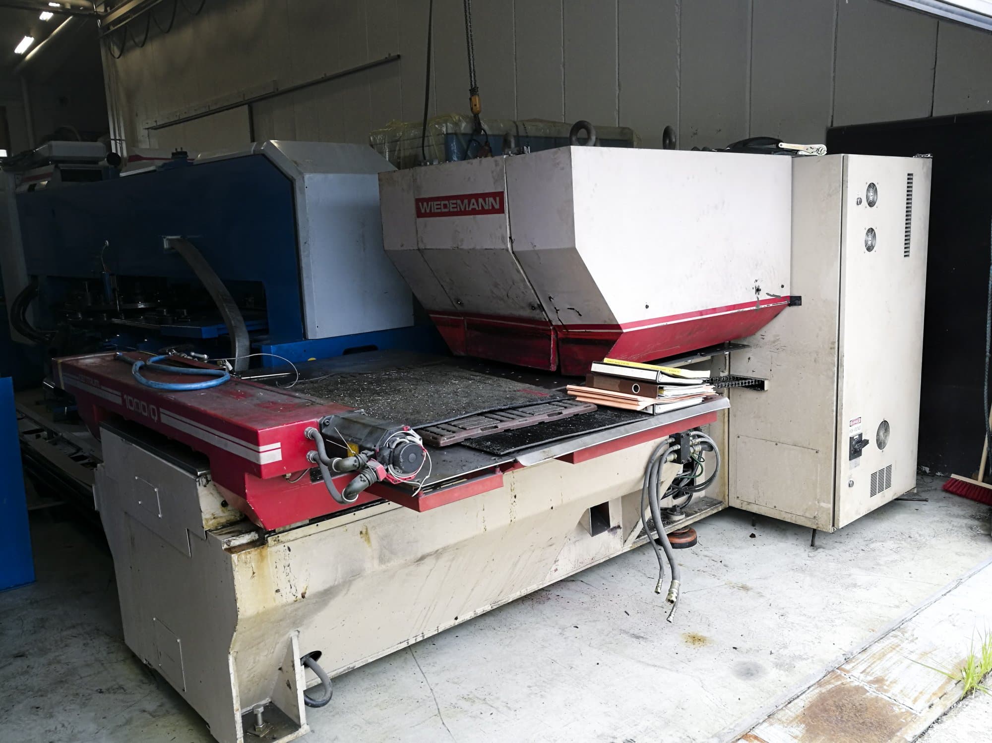 Recht aanzicht  1 van Murata Wiedemann C-1000 machine