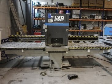 Vooraanzicht  van LVD Delta 1000 EB machine