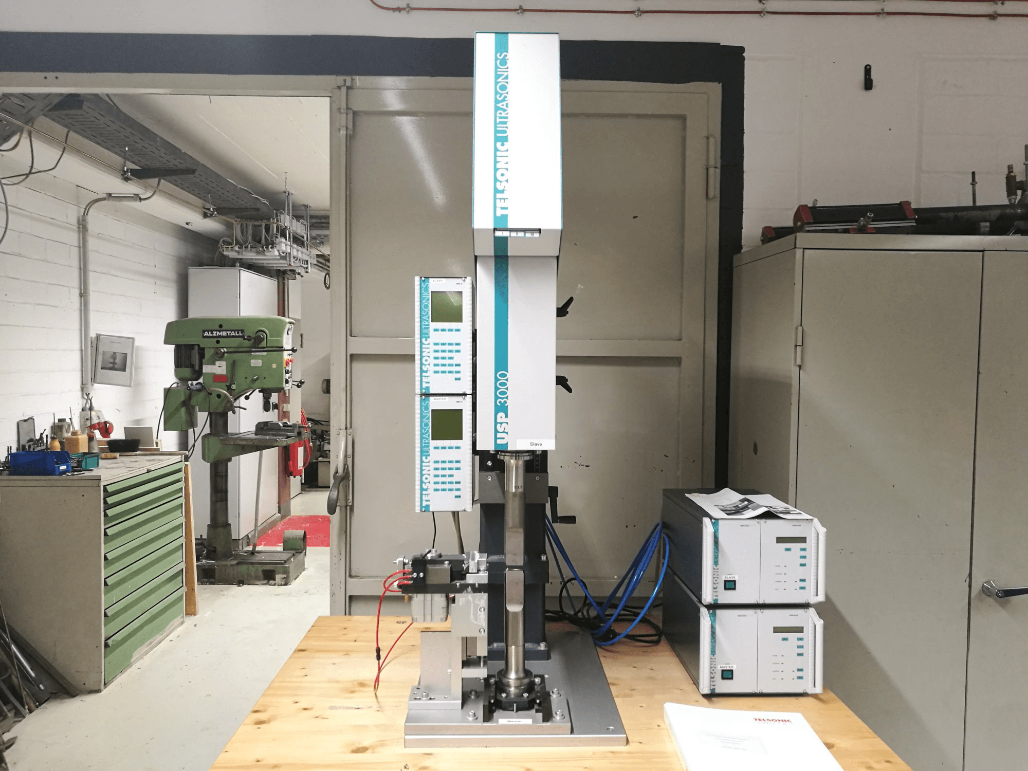 Vooraanzicht van TELSONIC USP-3000-1 P machine