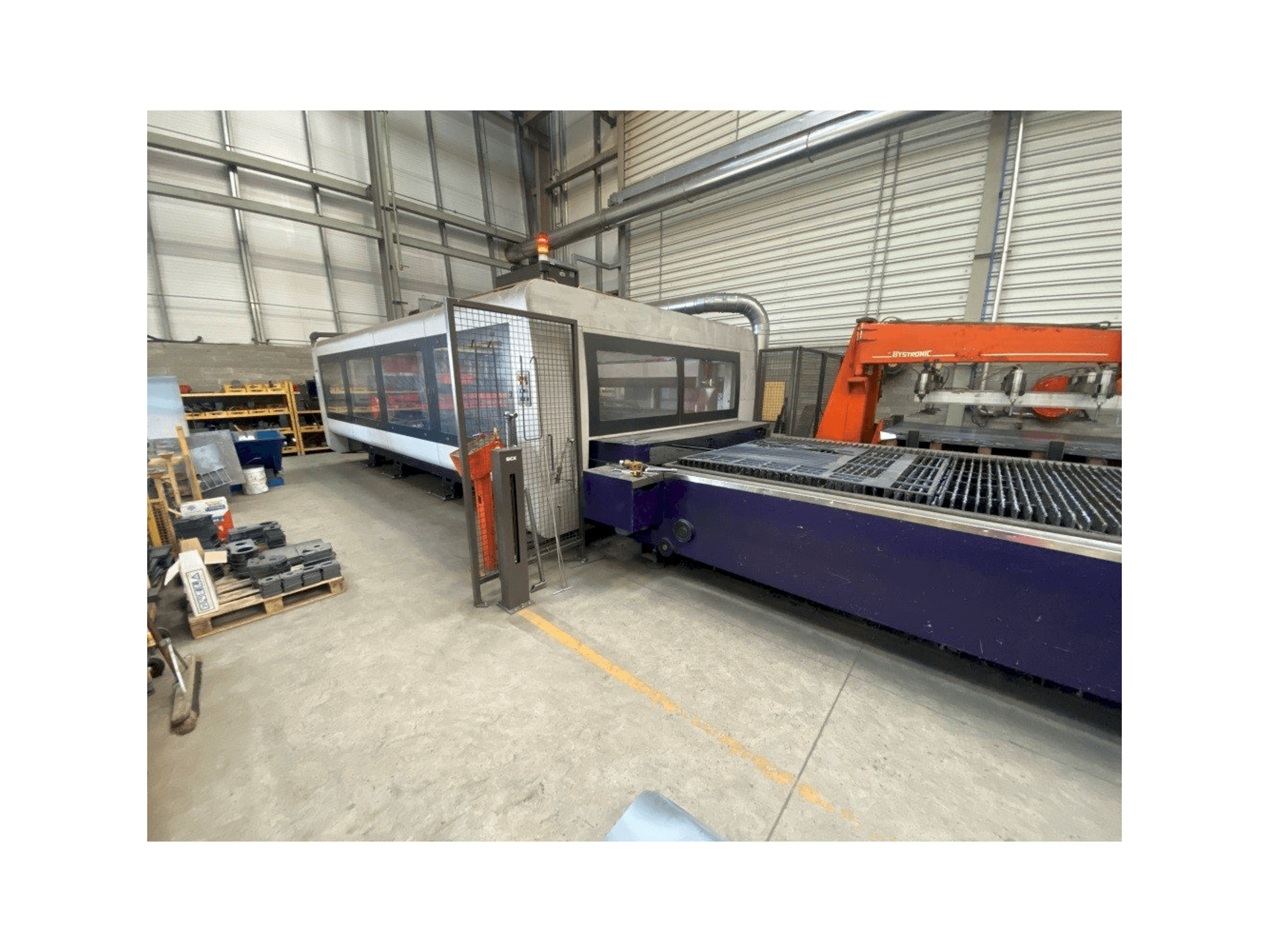 Vooraanzicht van Bystronic BySprint Pro 4020 machine