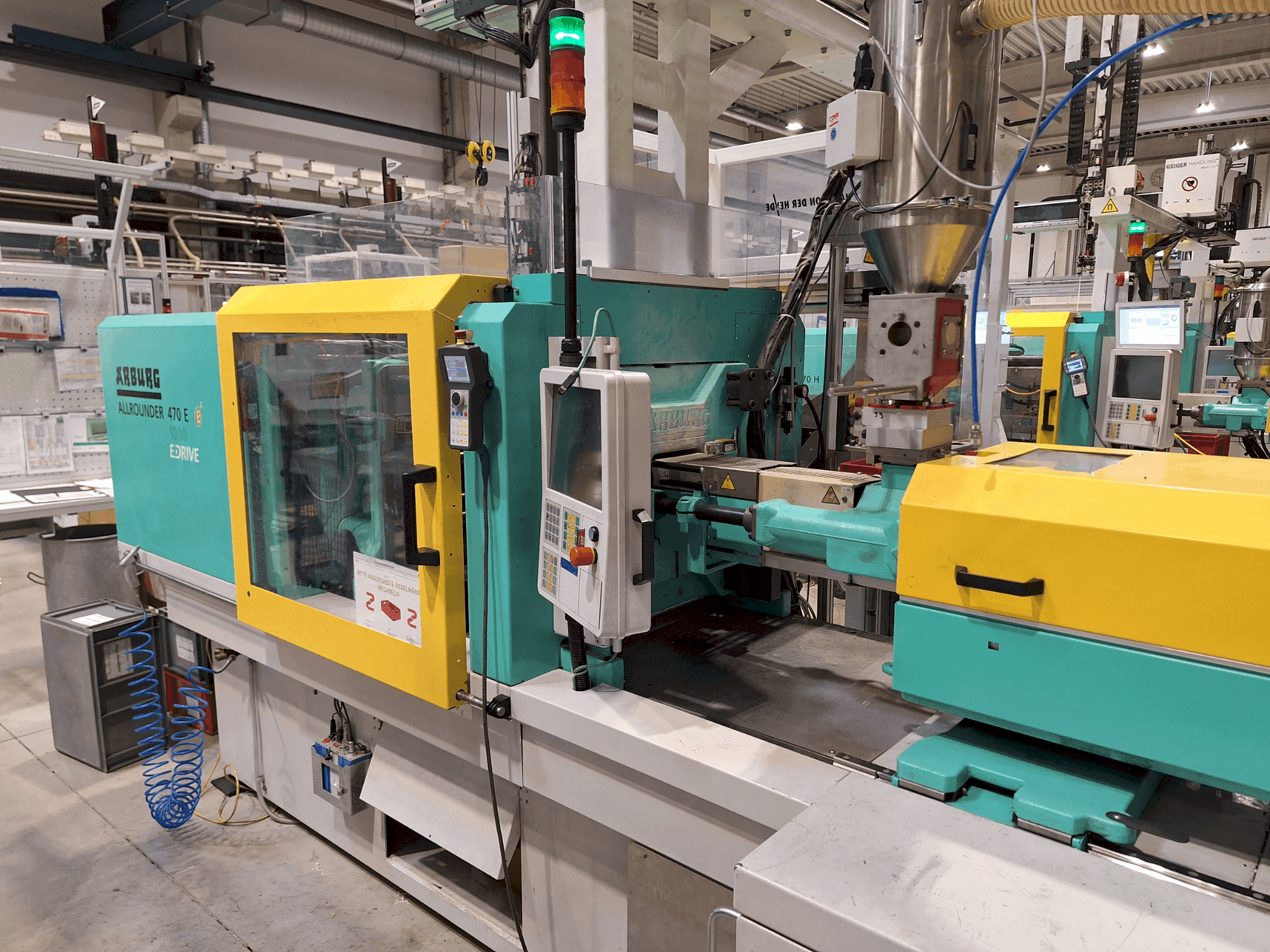 Vooraanzicht van Arburg 470 E 1000-700 (2011) machine