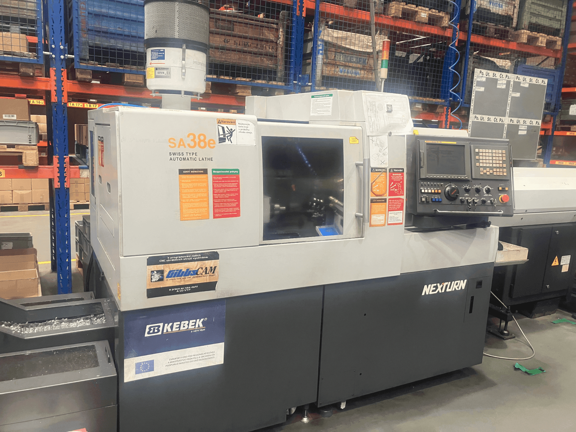 Vooraanzicht van Nexturn SA-38e machine