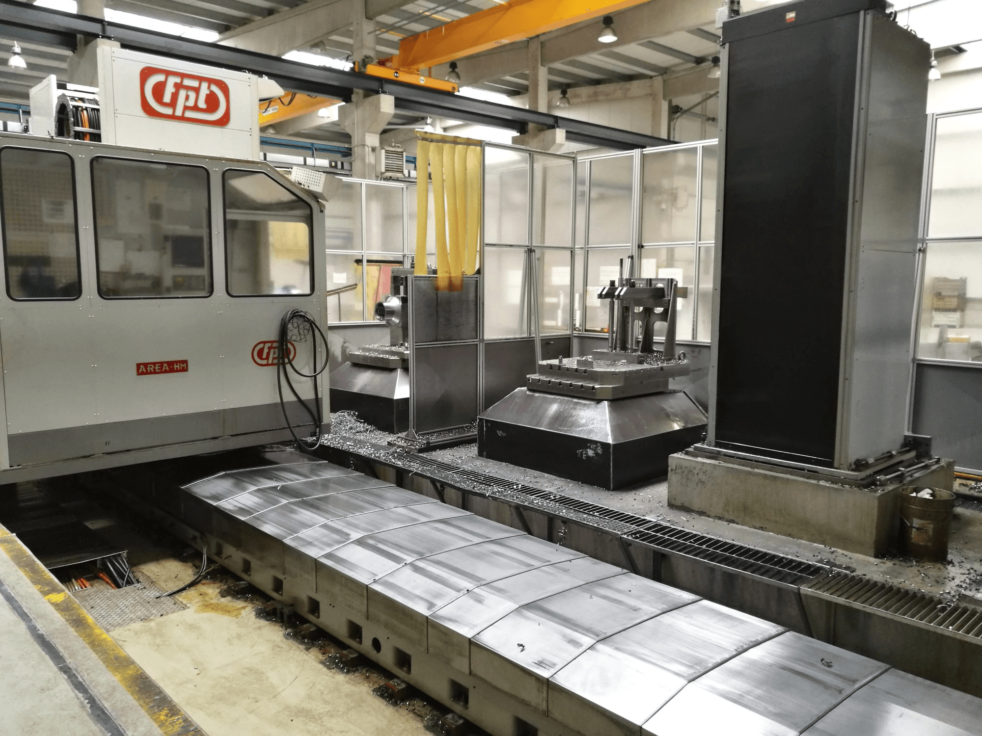 Links zicht van FPT AREA M machine