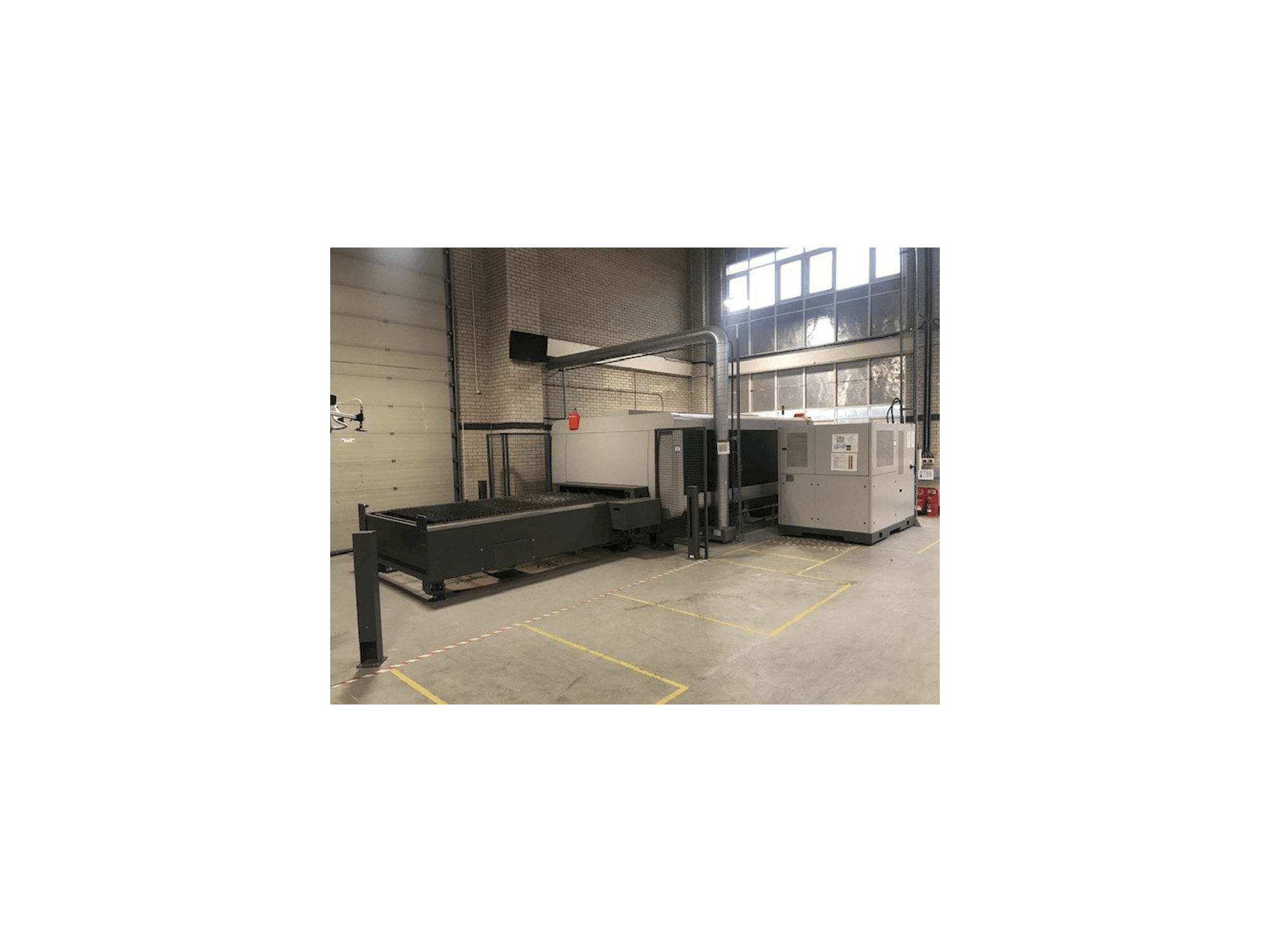 Vooraanzicht van Bystronic BySprint Fiber 3015 machine