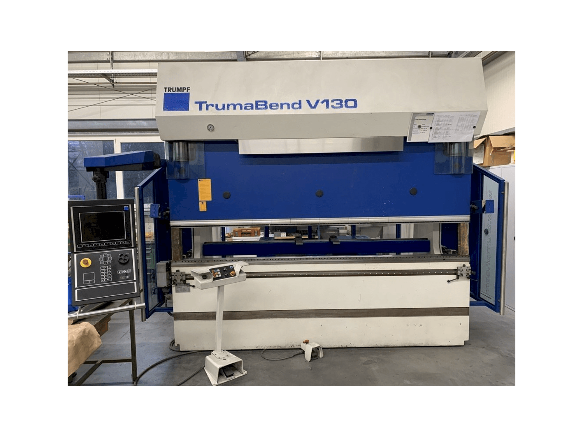 Vooraanzicht van Trumpf TrumaBend V130X machine