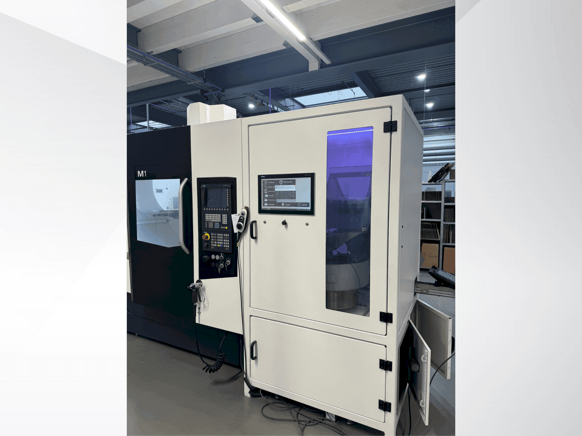 Vooraanzicht van DMG M1 machine