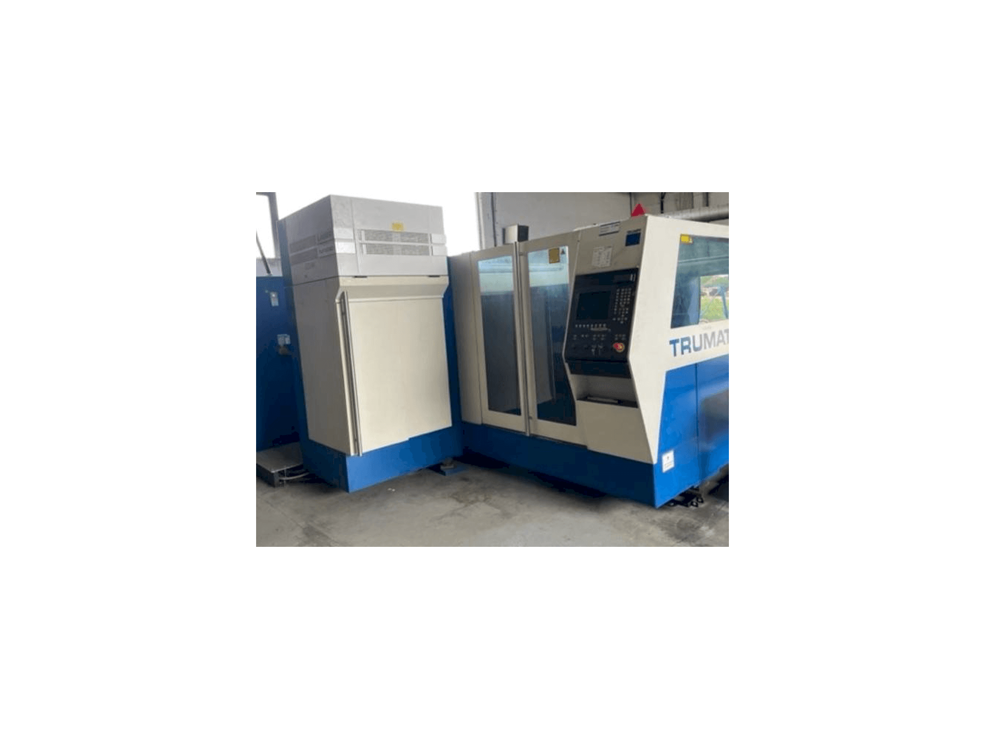 Vooraanzicht van TRUMPF Trumatic L3050 machine