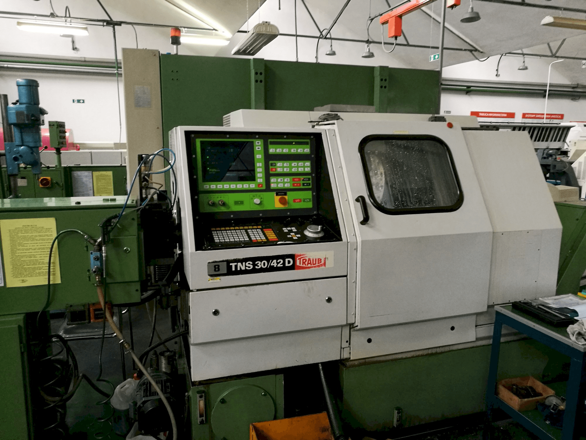 Vooraanzicht van TRAUB TNS 30/42 D machine