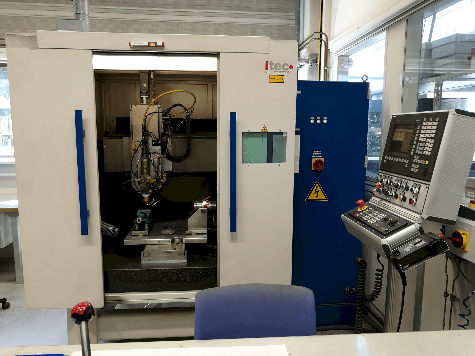 Vooraanzicht van ITEC vmaxS machine