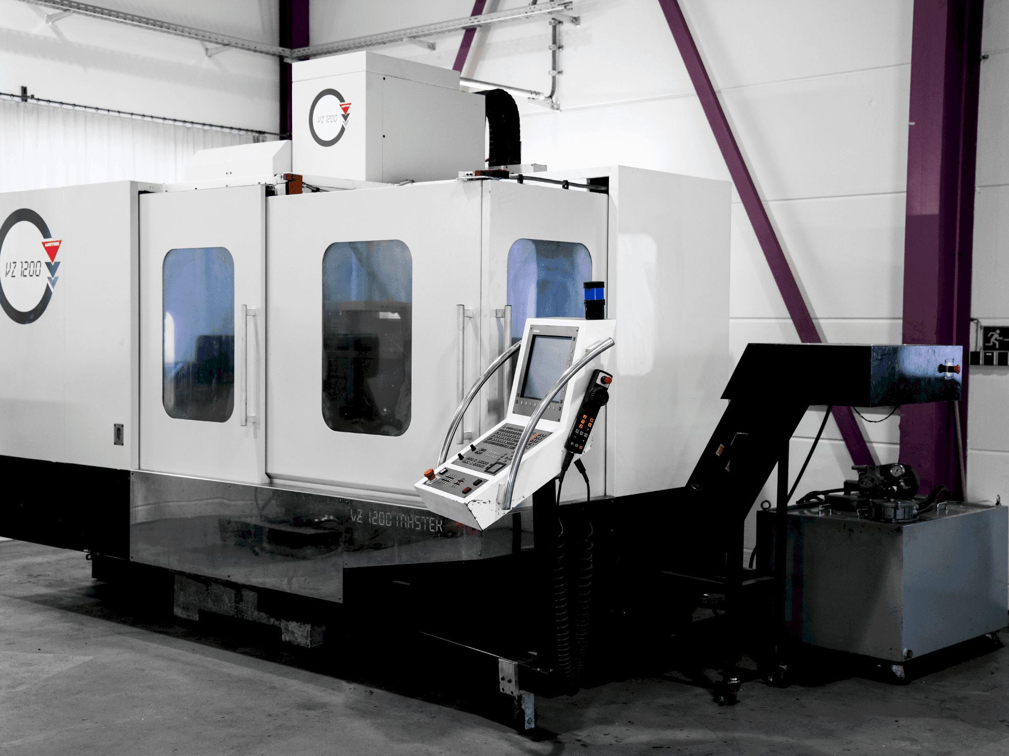 Vooraanzicht van WEMAS VZ 1200 machine