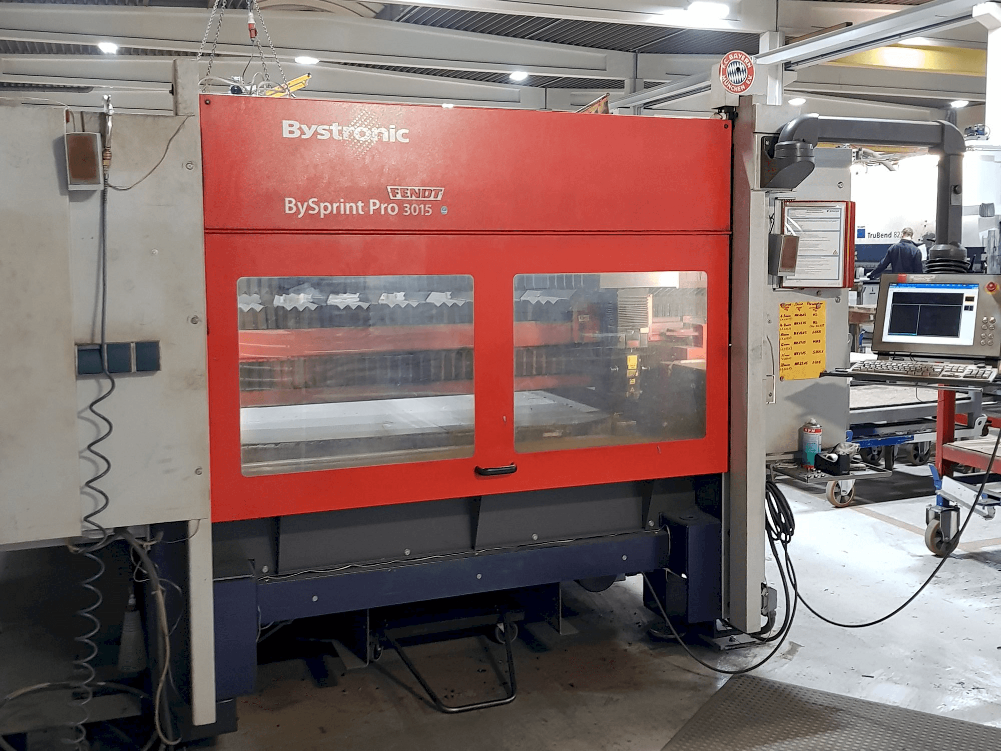 Vooraanzicht van Bystronic BySprint Pro 3015 machine