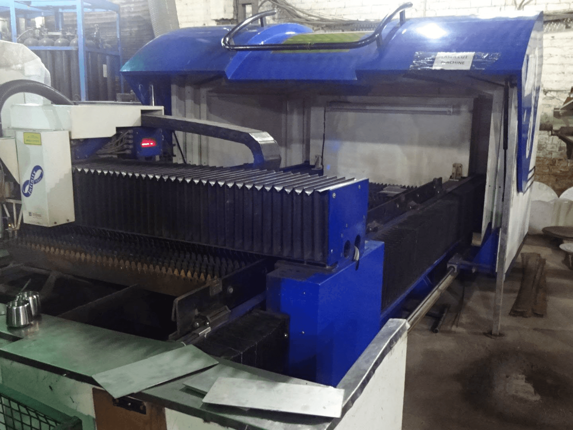 Vooraanzicht van Sahajanand FA 428 machine