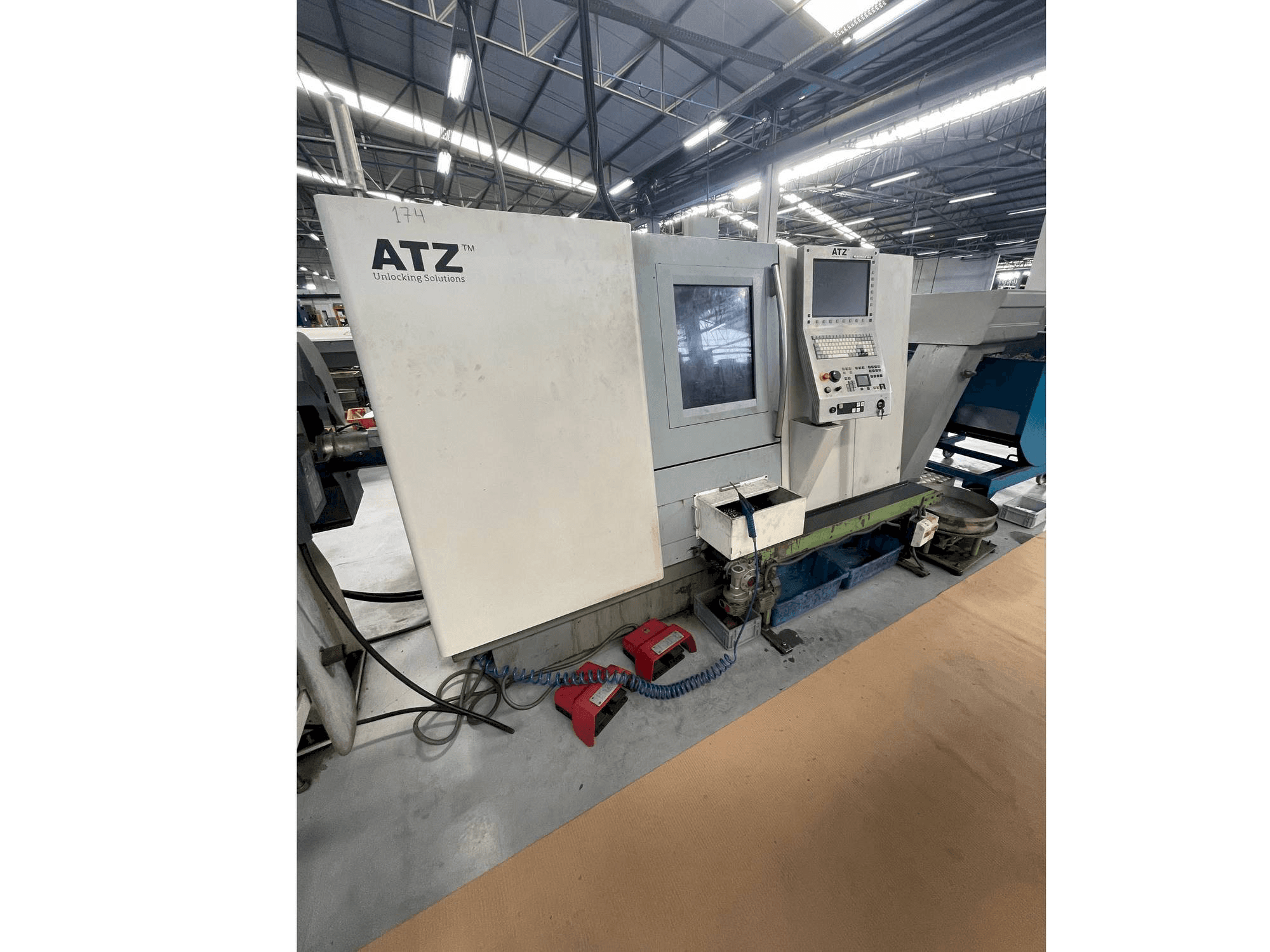 Vooraanzicht van Gildemeister CTX 310 V6 machine