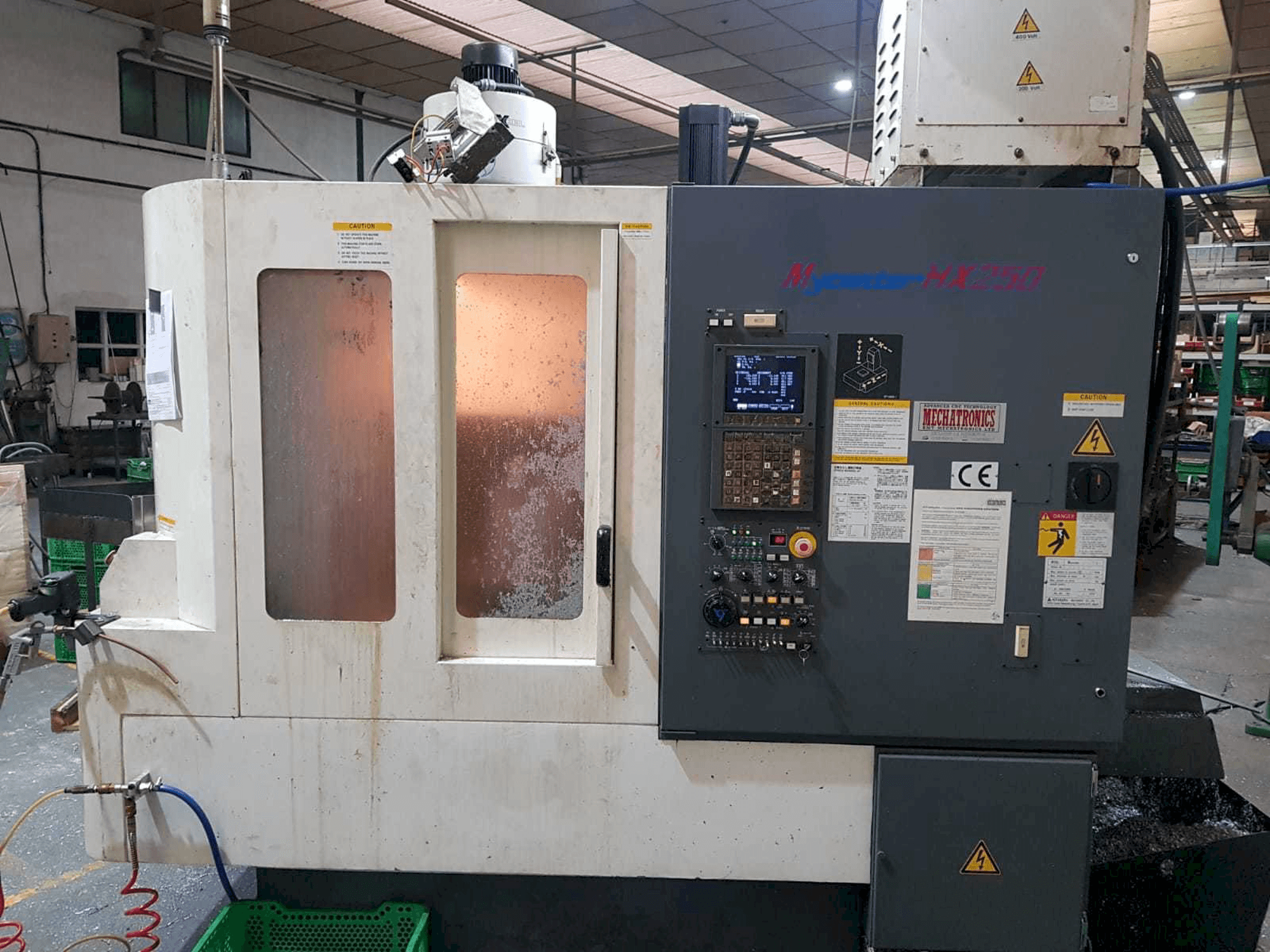 Vooraanzicht van Kitamura Mycenter HX250 machine