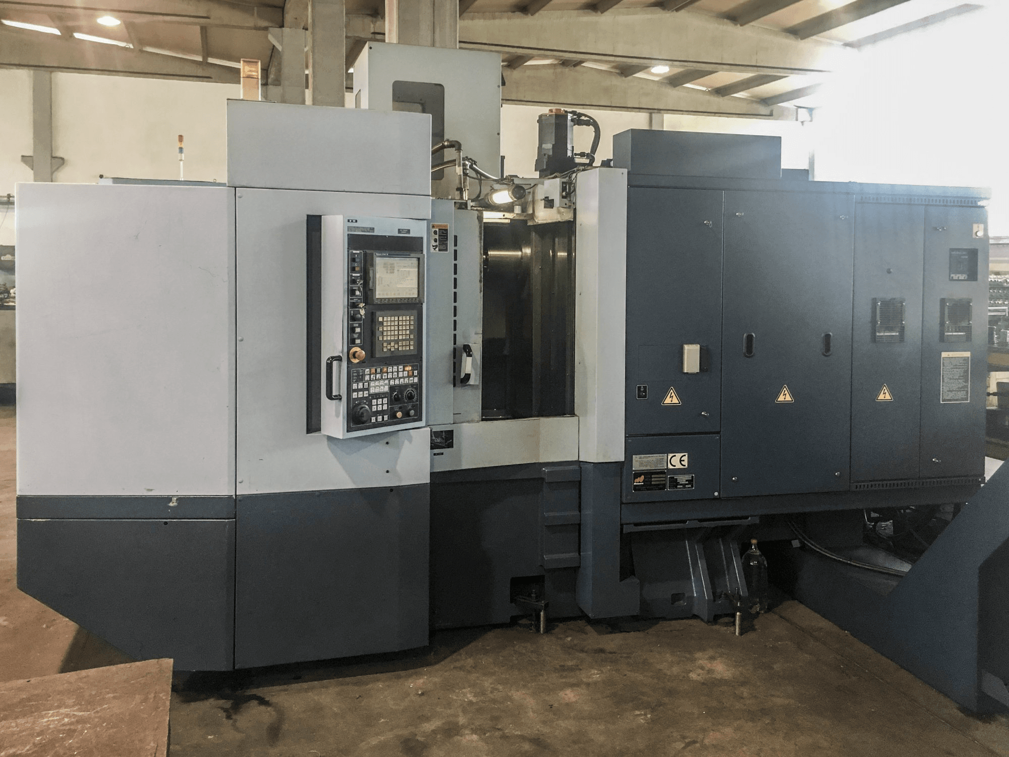 Vooraanzicht van Matsuura H.PLUS-405 machine