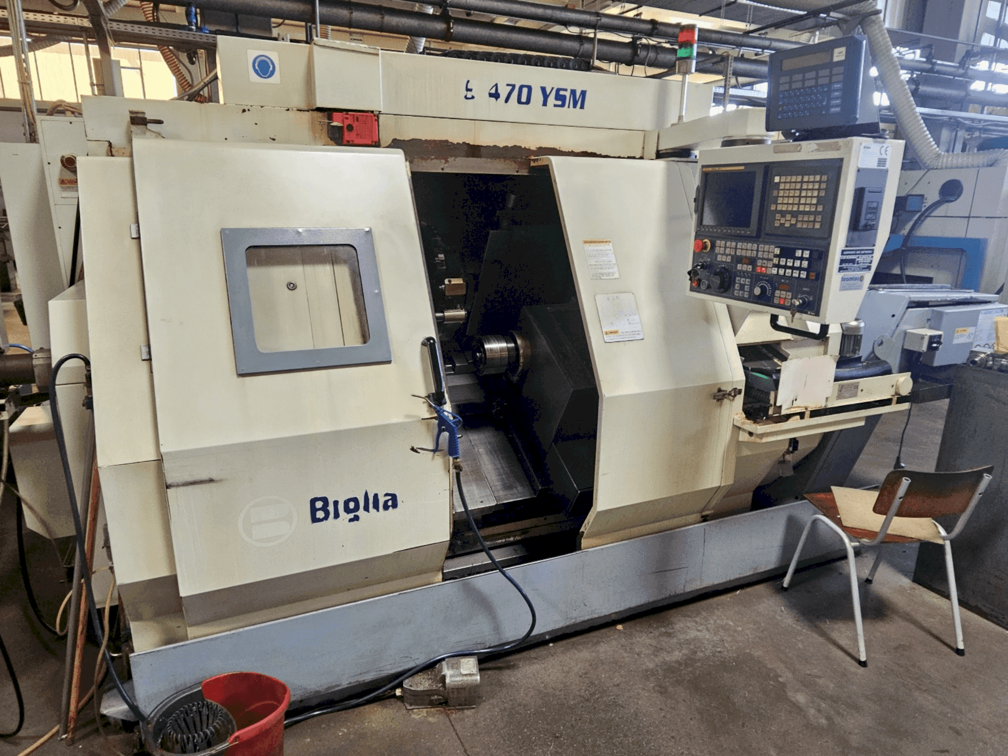 Vooraanzicht van Biglia B 470 YSM machine