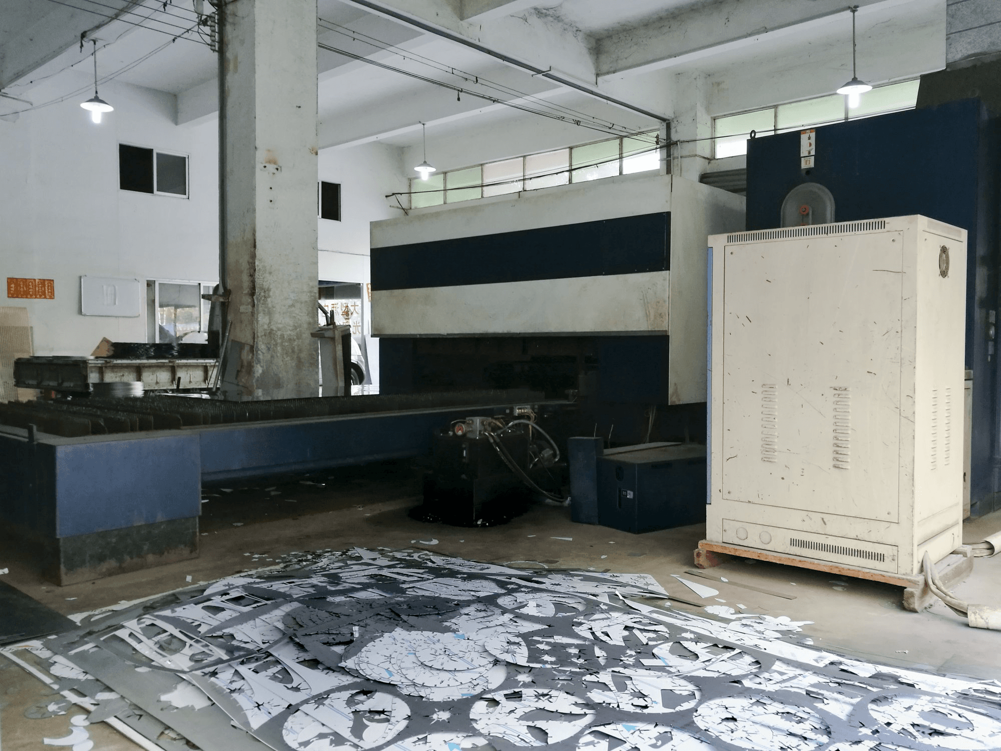 Recht aanzicht 1 van Trumpf TruLaser 3030 machine