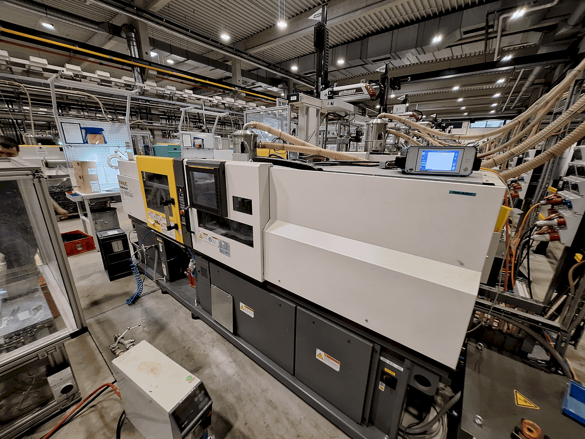 Vooraanzicht van FANUC Roboshot S50iA machine