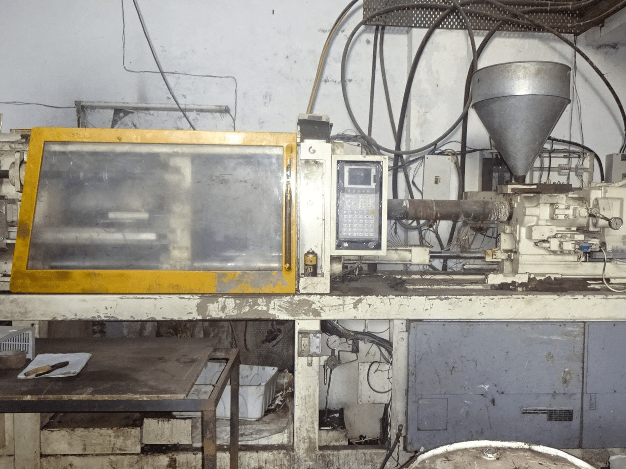 Vooraanzicht van Toshiba IS170FA-5B machine