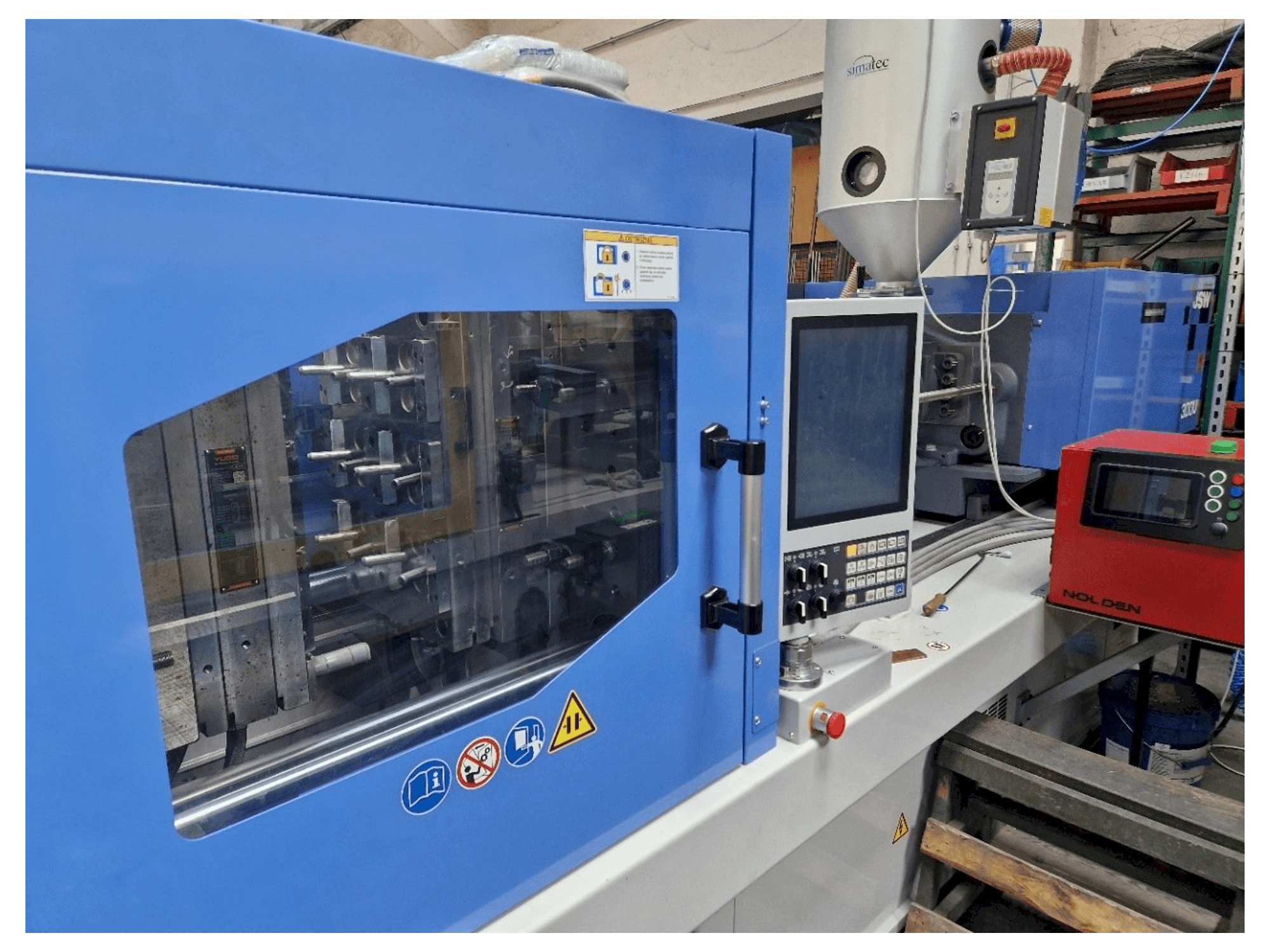 Linkerzijdeaanzicht van JSW J180ADS-300U machine