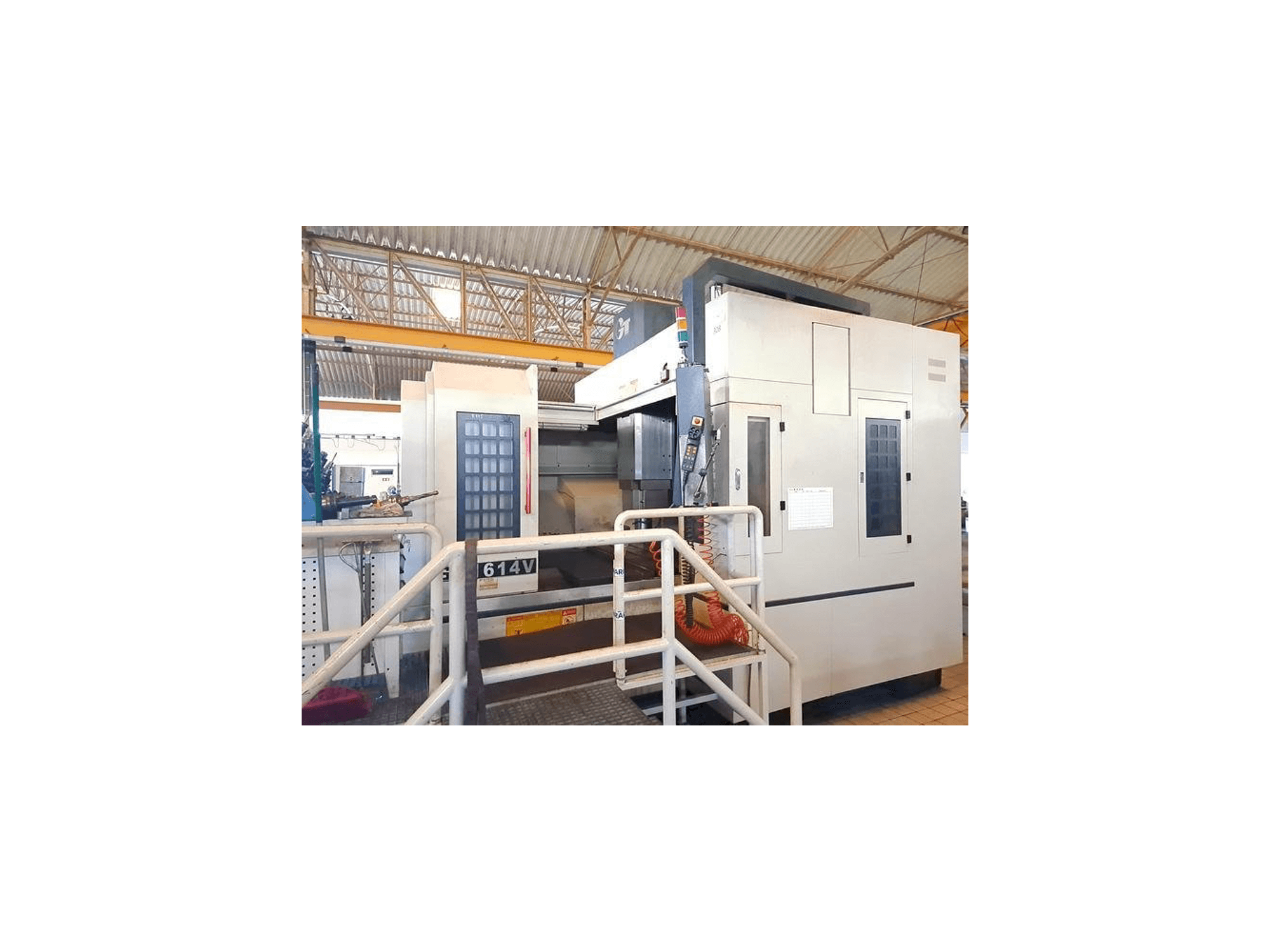 Vooraanzicht van GENTIGER GT-1614 machine