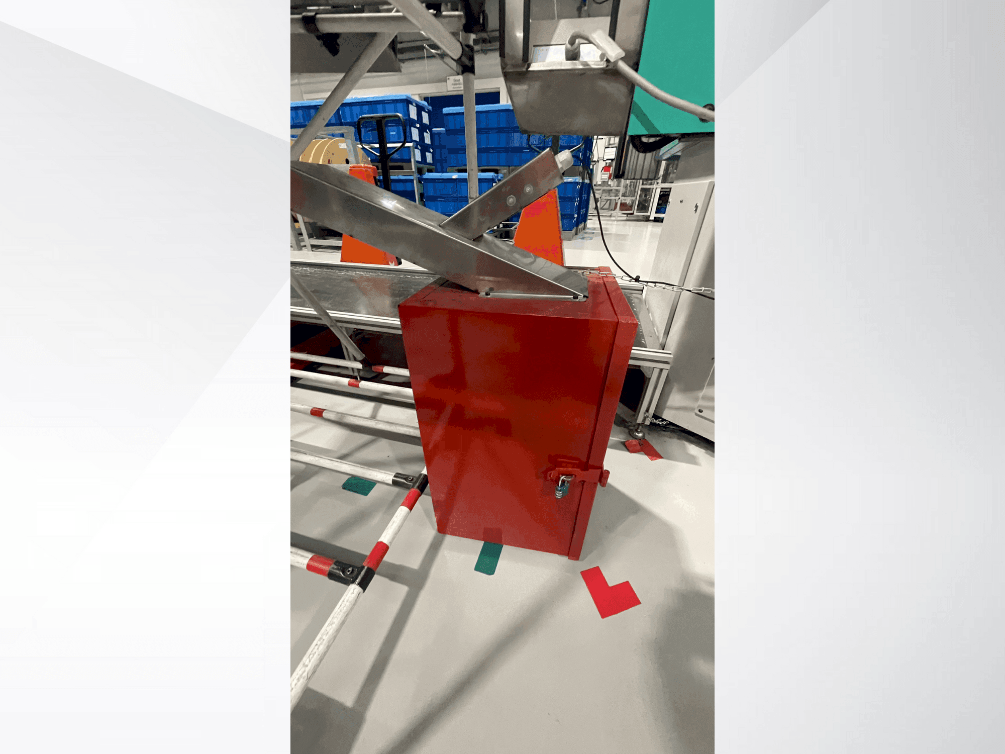 Vooraanzicht van Arburg Allrounder 1500 T 2000-400 machine