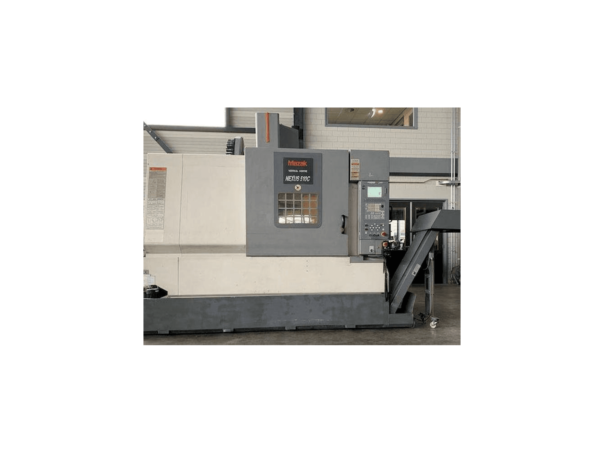Vooraanzicht van Mazak NEXUS 510C machine