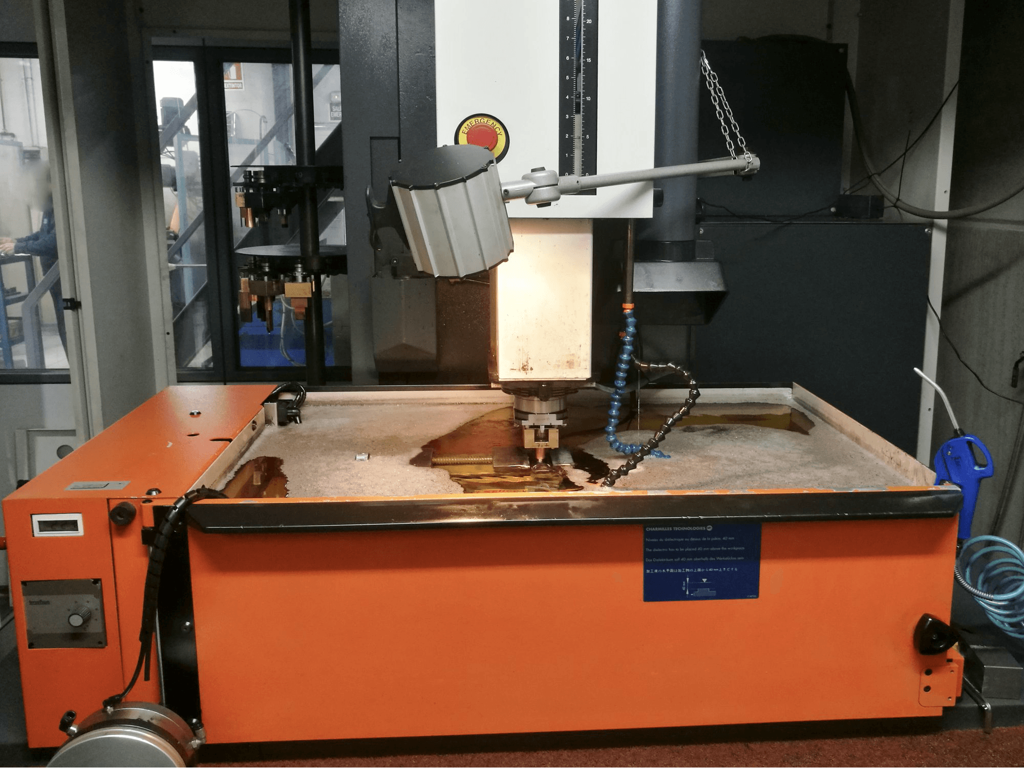 Vooraanzicht van CHARMILLES ROBOFORM 2000+ machine