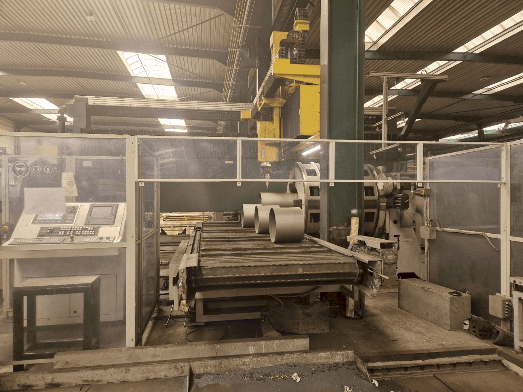 Vooraanzicht van TTM FL 600 3D machine