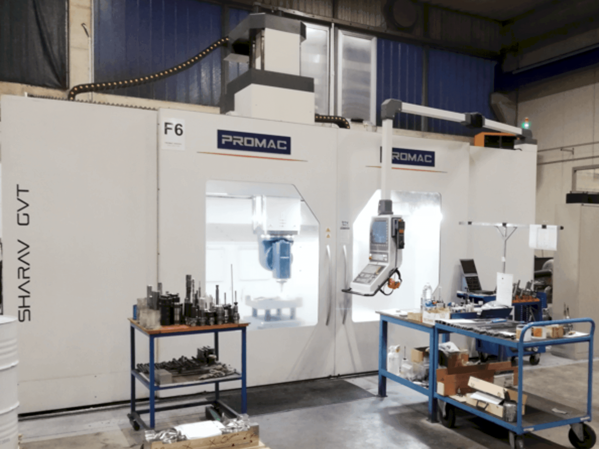 Vooraanzicht van PROMAC SHARAV GTV 3.5 machine