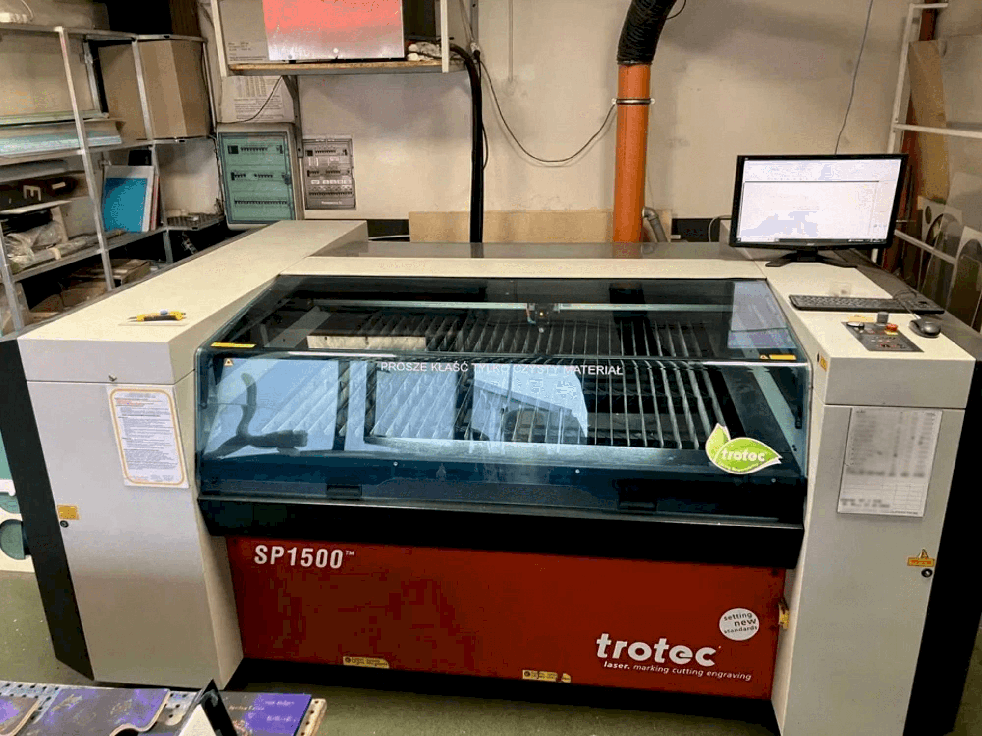 Vooraanzicht van Trotec SP1500 machine
