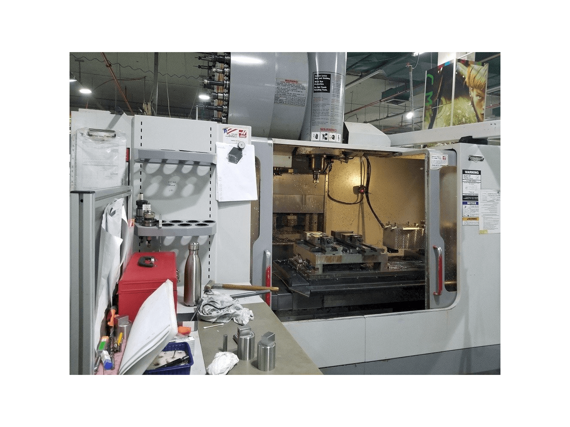 Vooraanzicht van HAAS VF-4SS machine