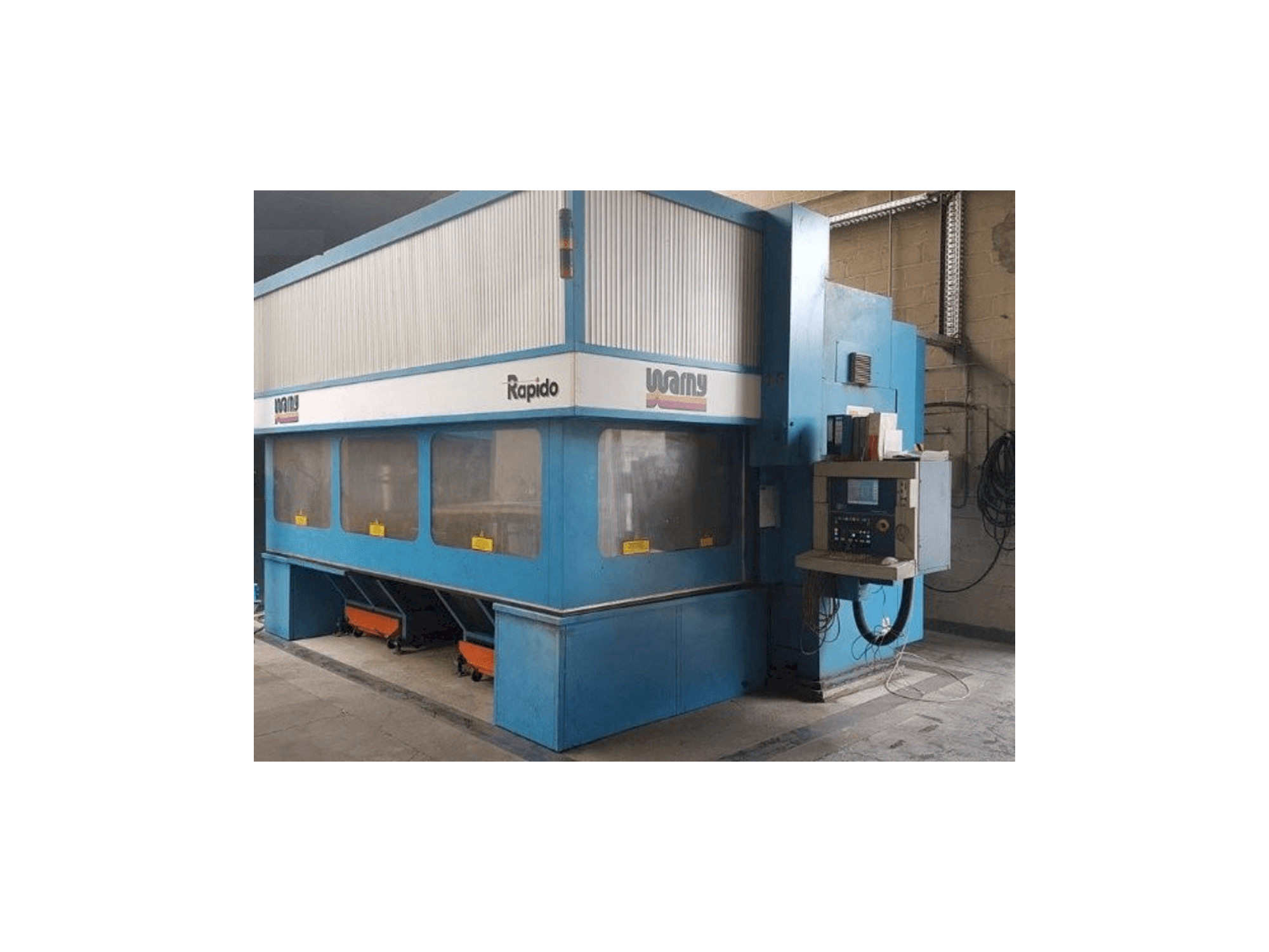 Vooraanzicht van Prima Power Rapido 5 machine