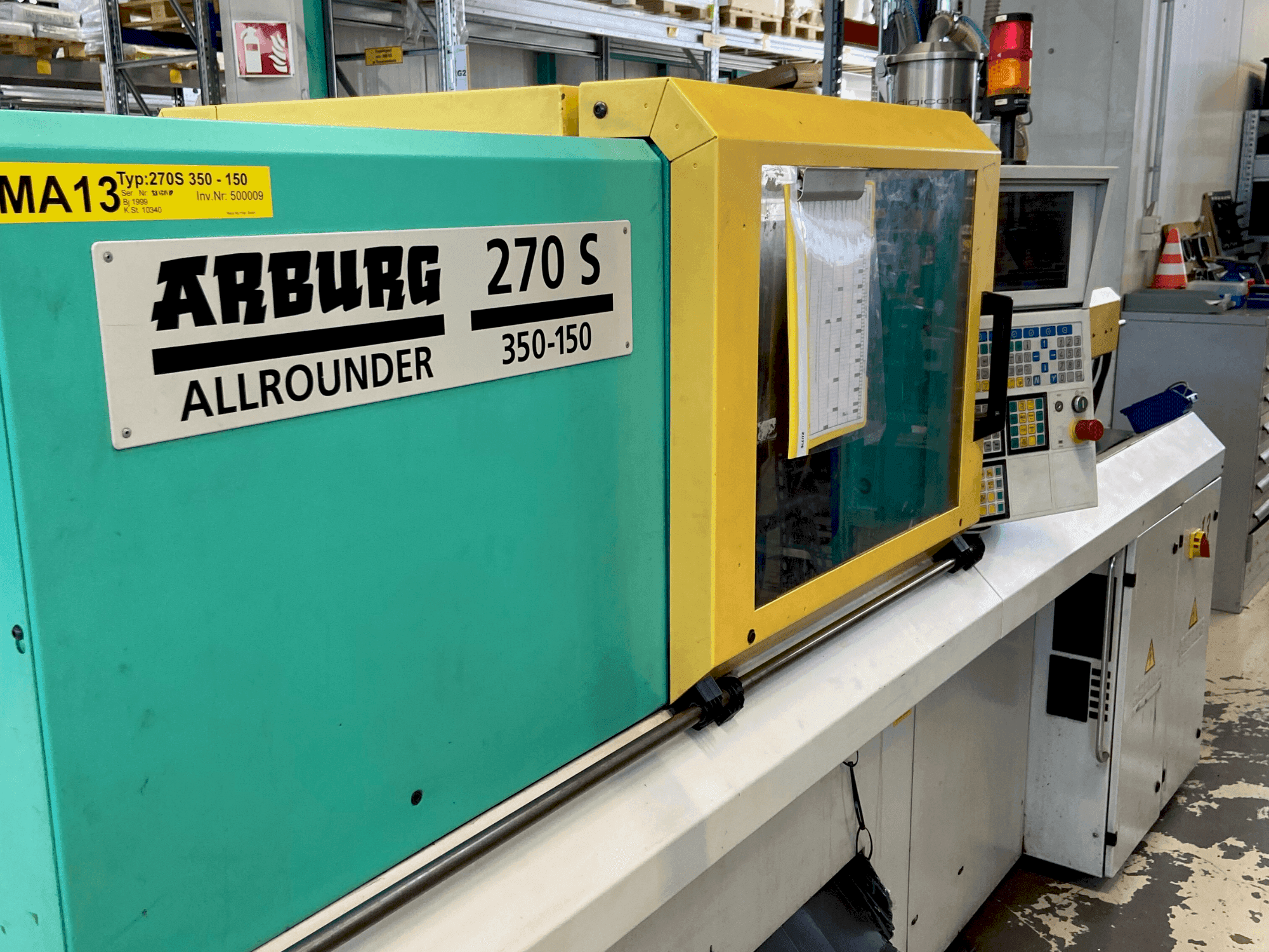 Vooraanzicht van Arburg Allrounder 270 S 250-60 machine