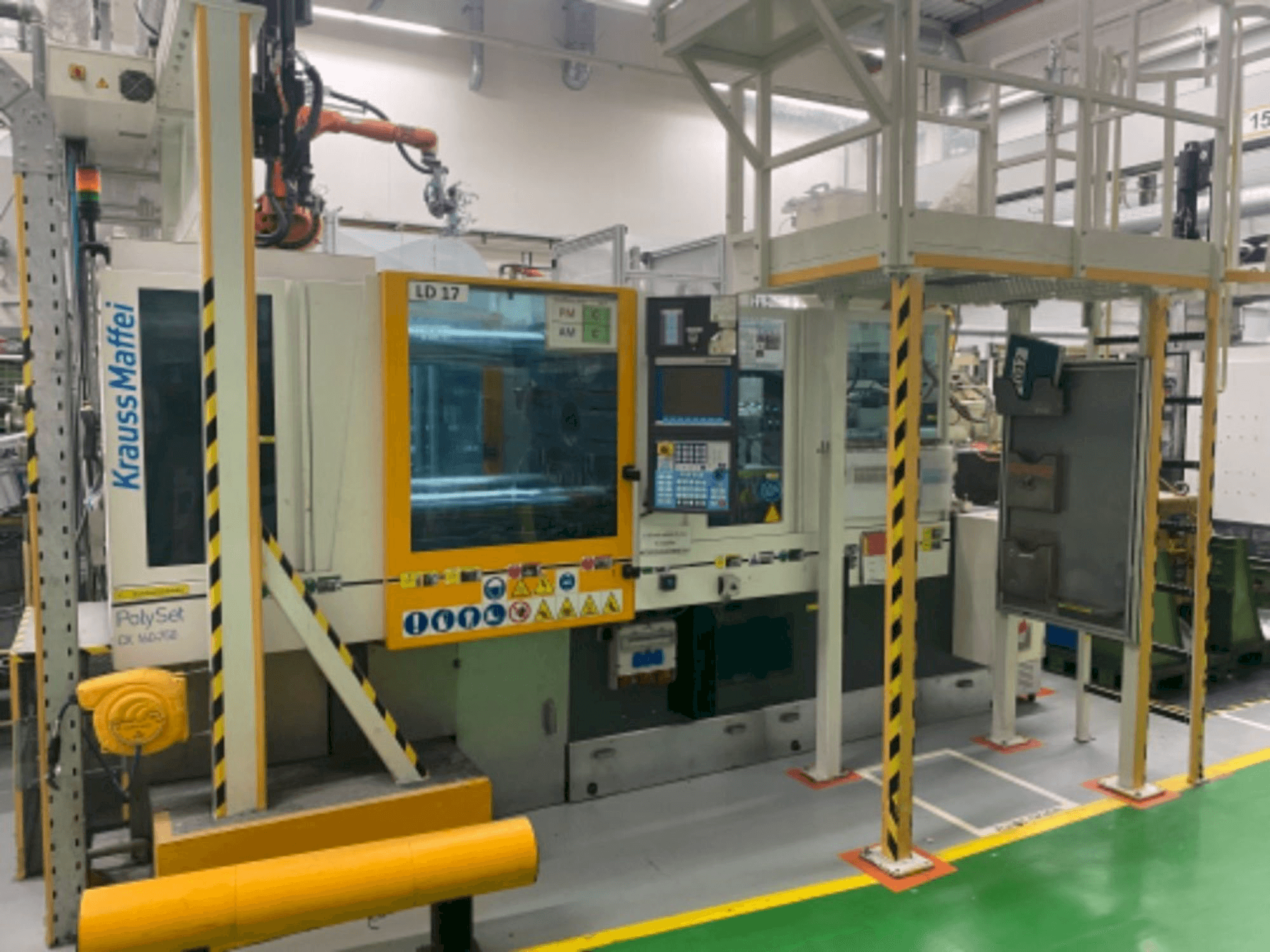 Vooraanzicht van Krauss Maffei 160/750 CX POL machine