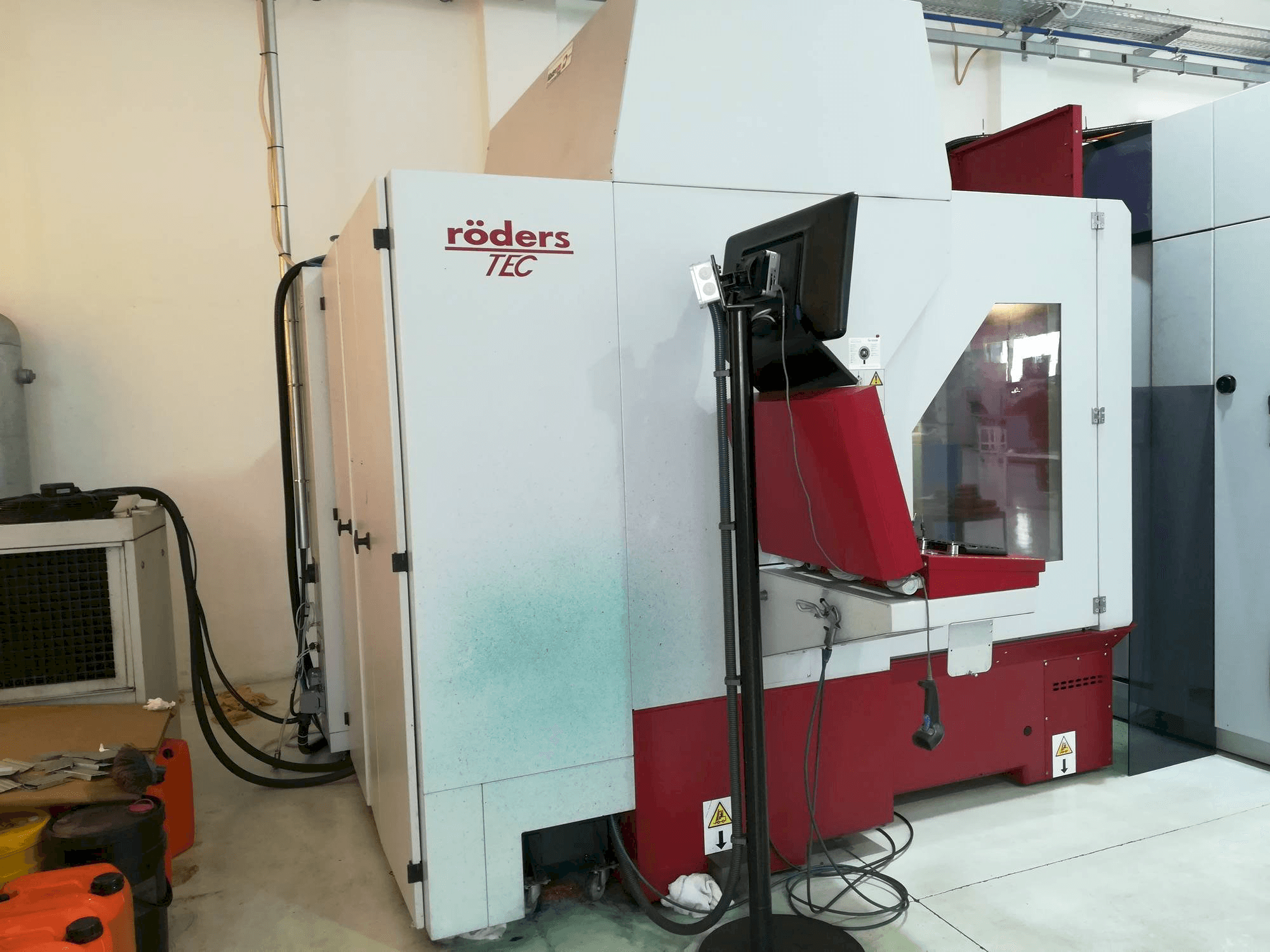 Vooraanzicht van Röders RXP 801 machine