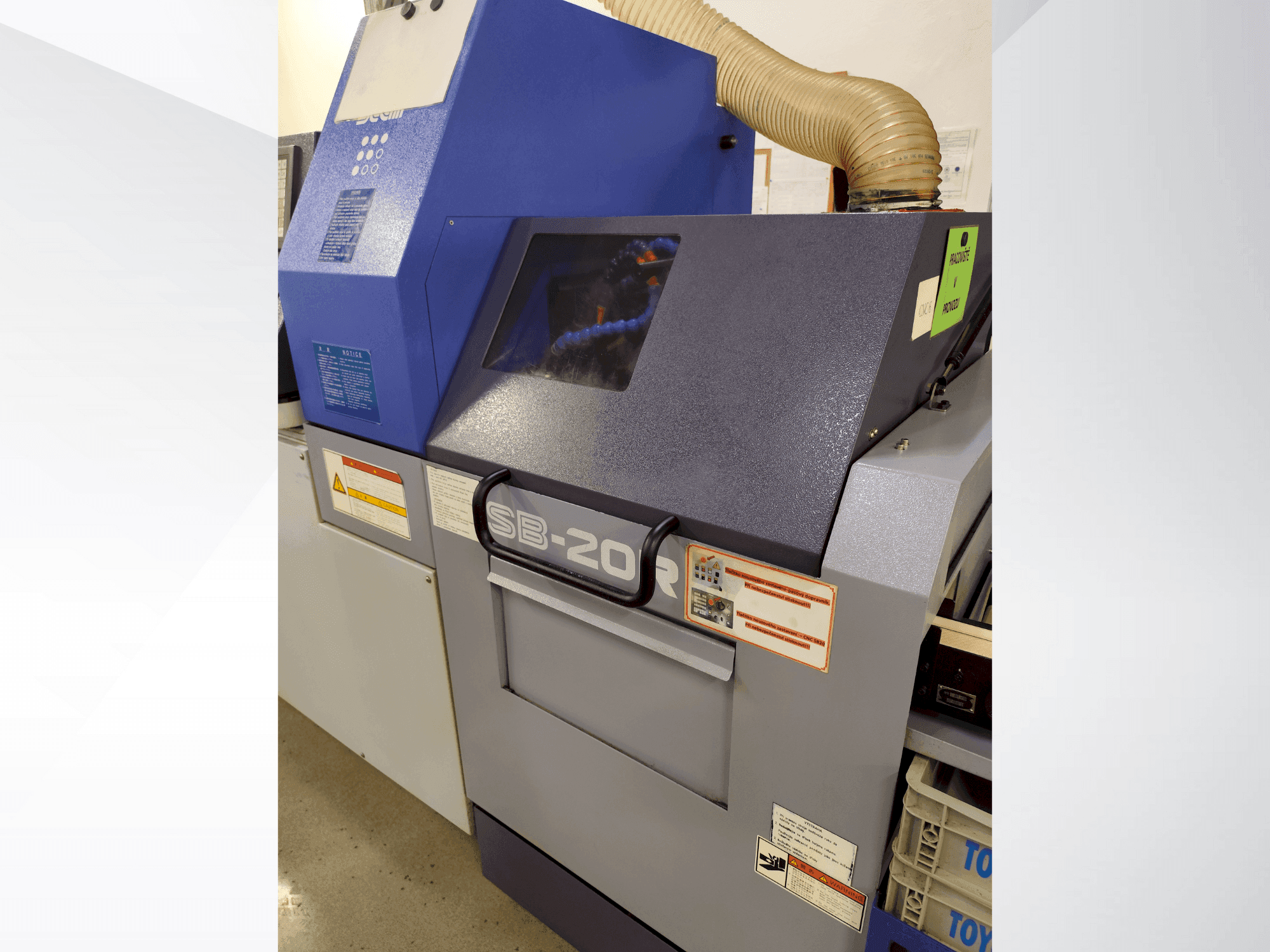 Vooraanzicht van Star SB-20R type N machine