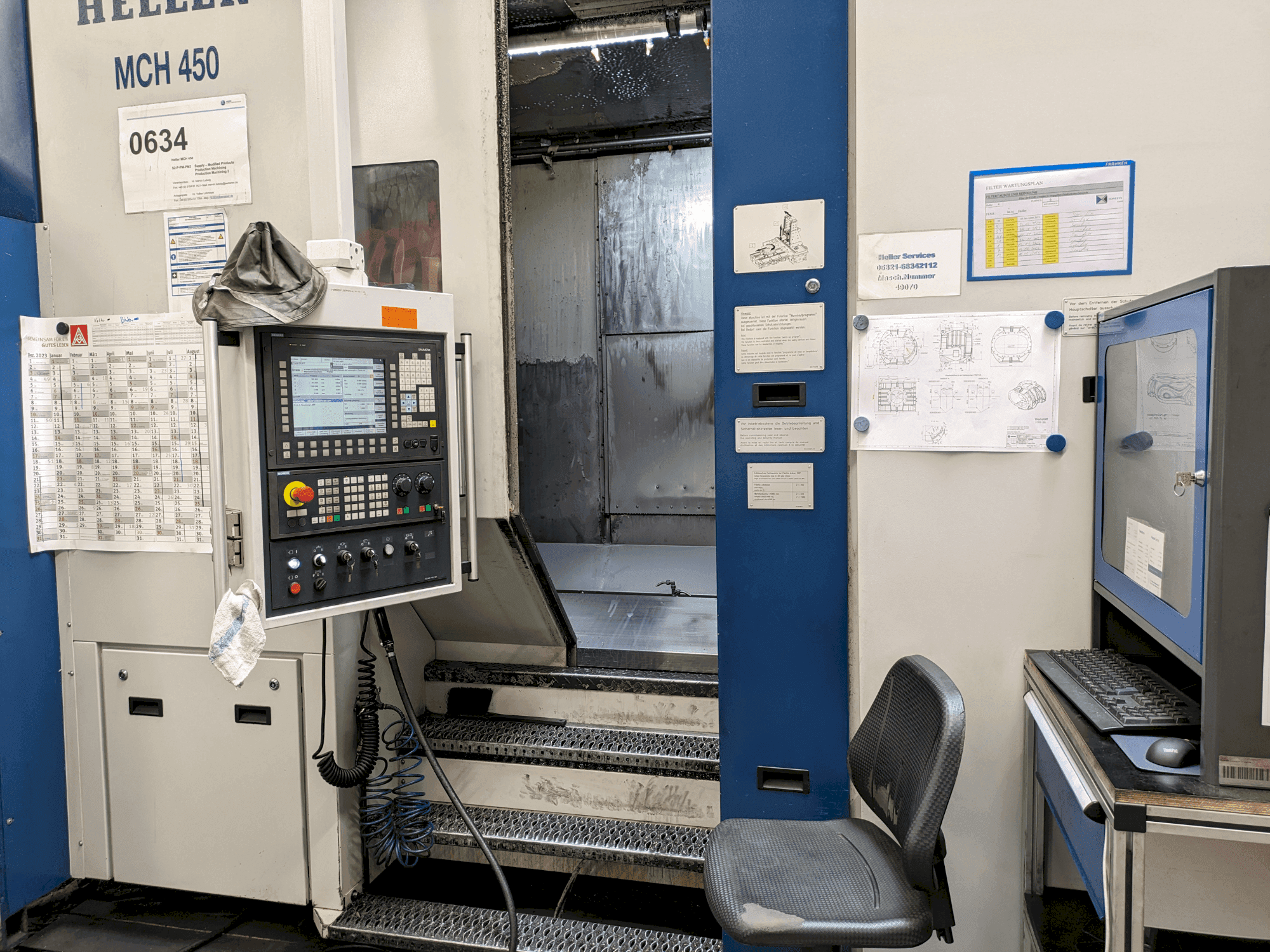 Vooraanzicht van HELLER MCH 450 machine