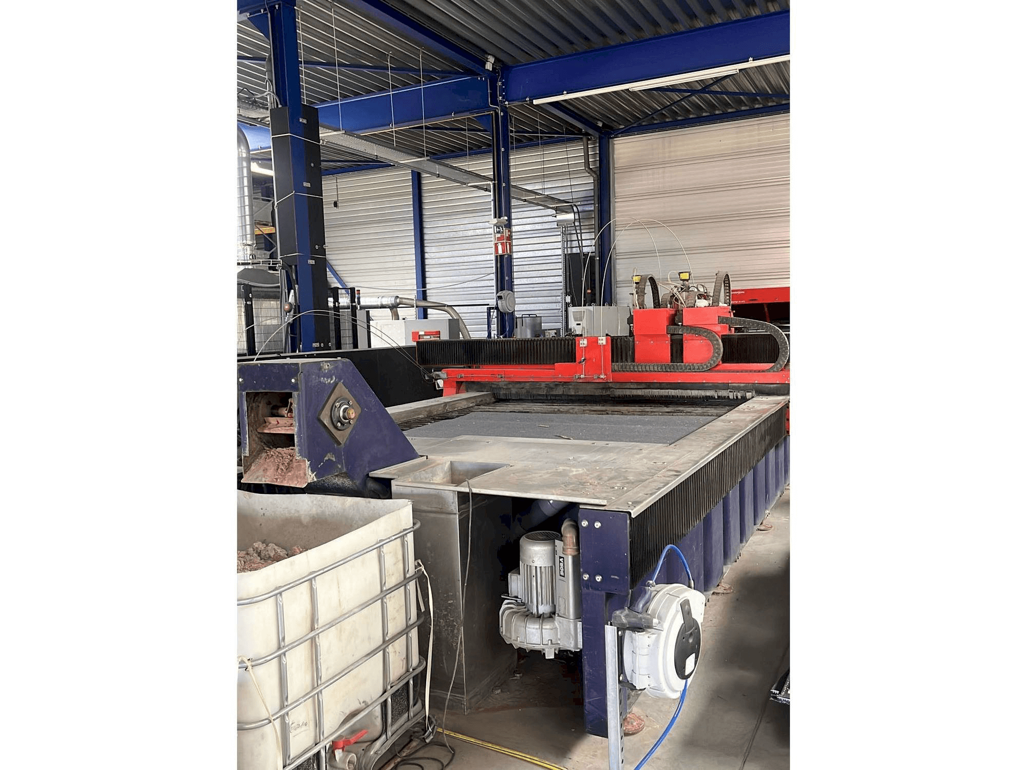 Vooraanzicht van Bystronic ByJet 4020 machine