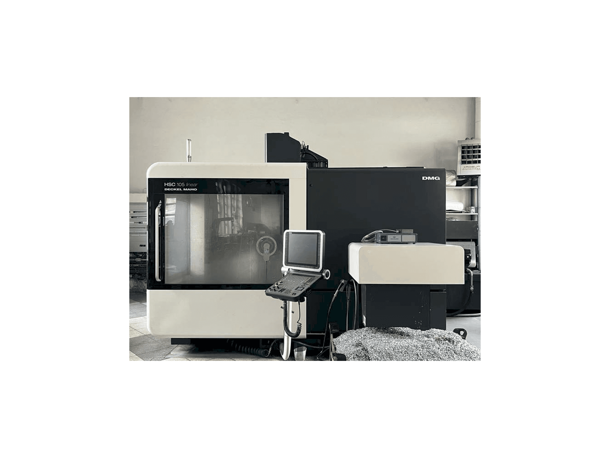 Vooraanzicht van DMG HSC 105 linear machine