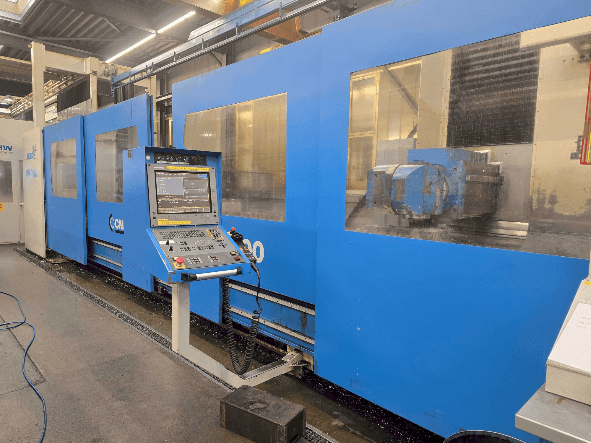 Vooraanzicht van CME MH-700 machine