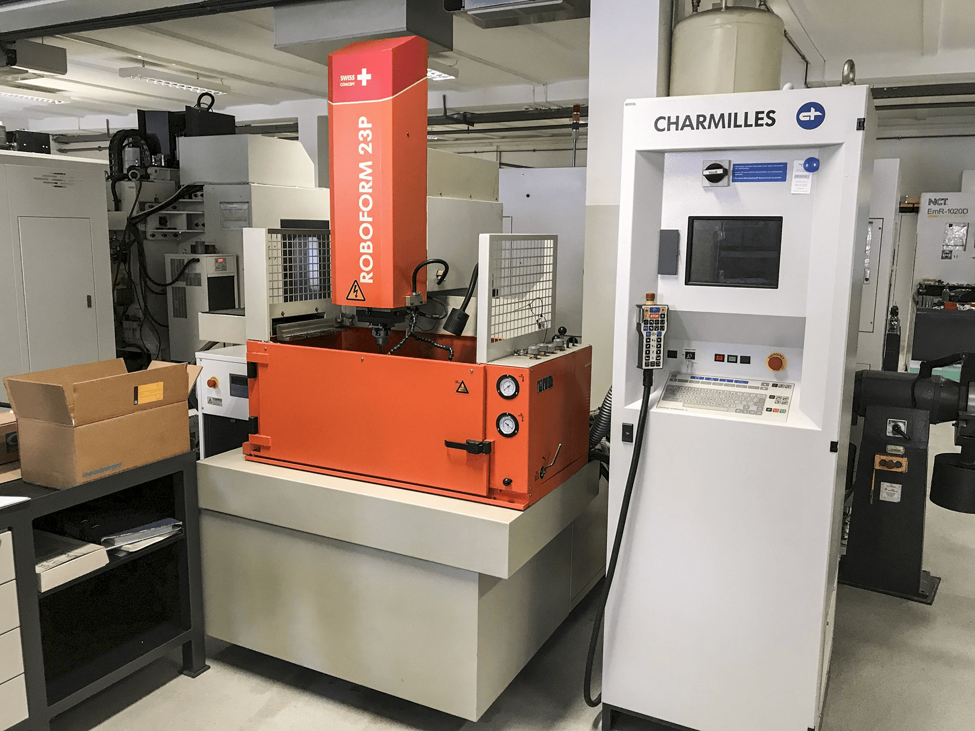 Vooraanzicht van CHARMILLES ROBOFORM 23P machine