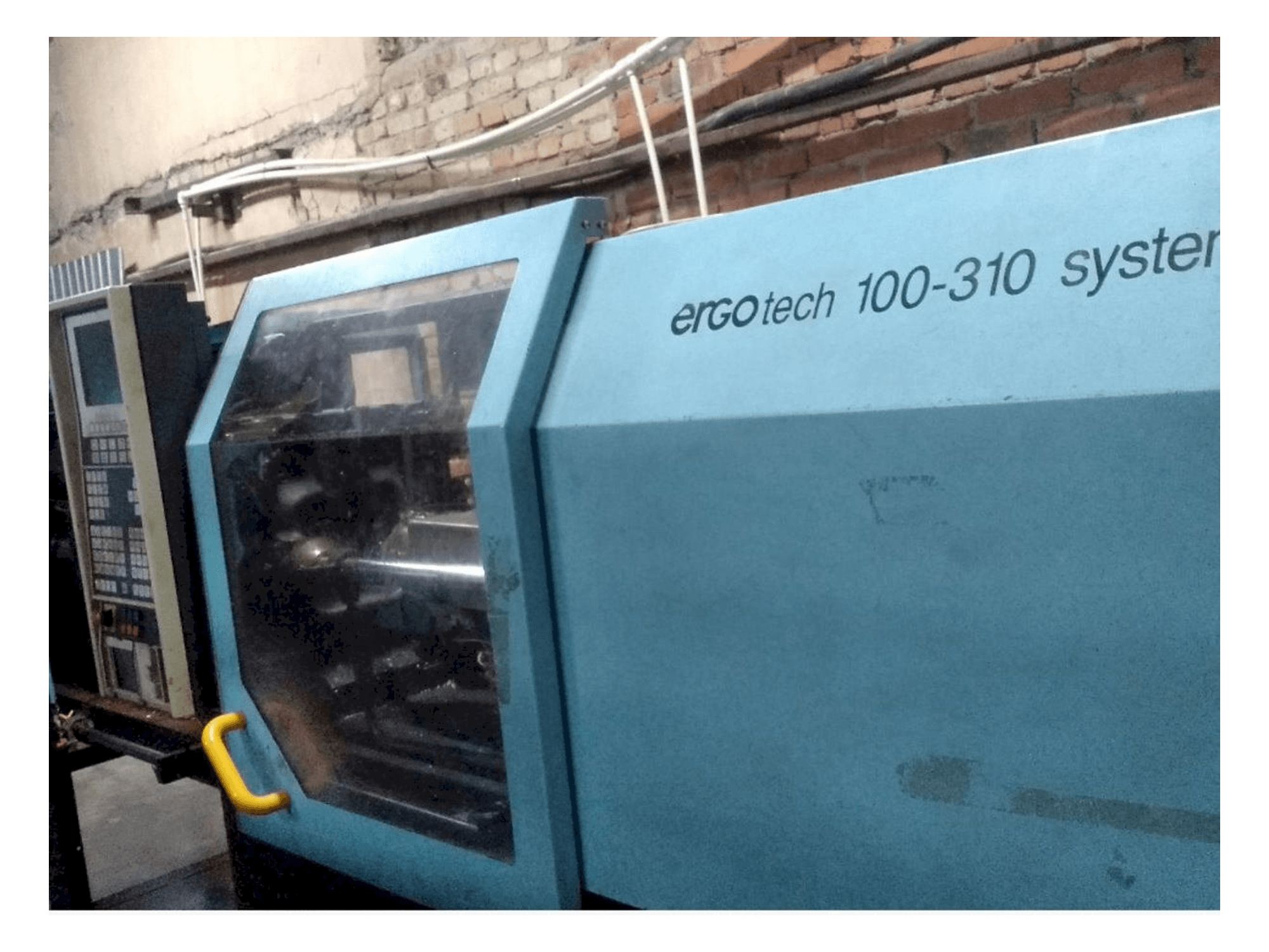 Vooraanzicht van DEMAG ERGOtech system 100-310 machine