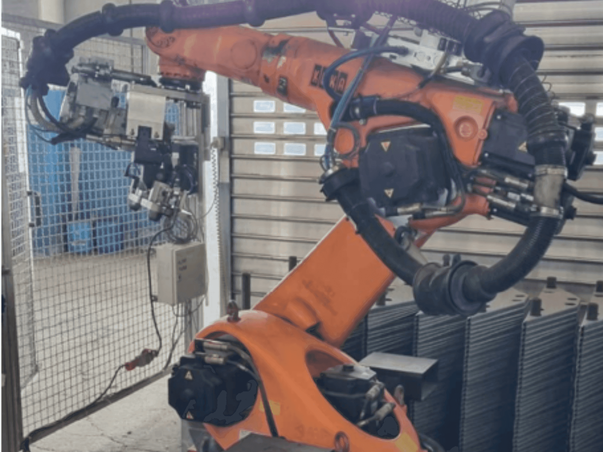 Vooraanzicht van KUKA KR 60-3 machine